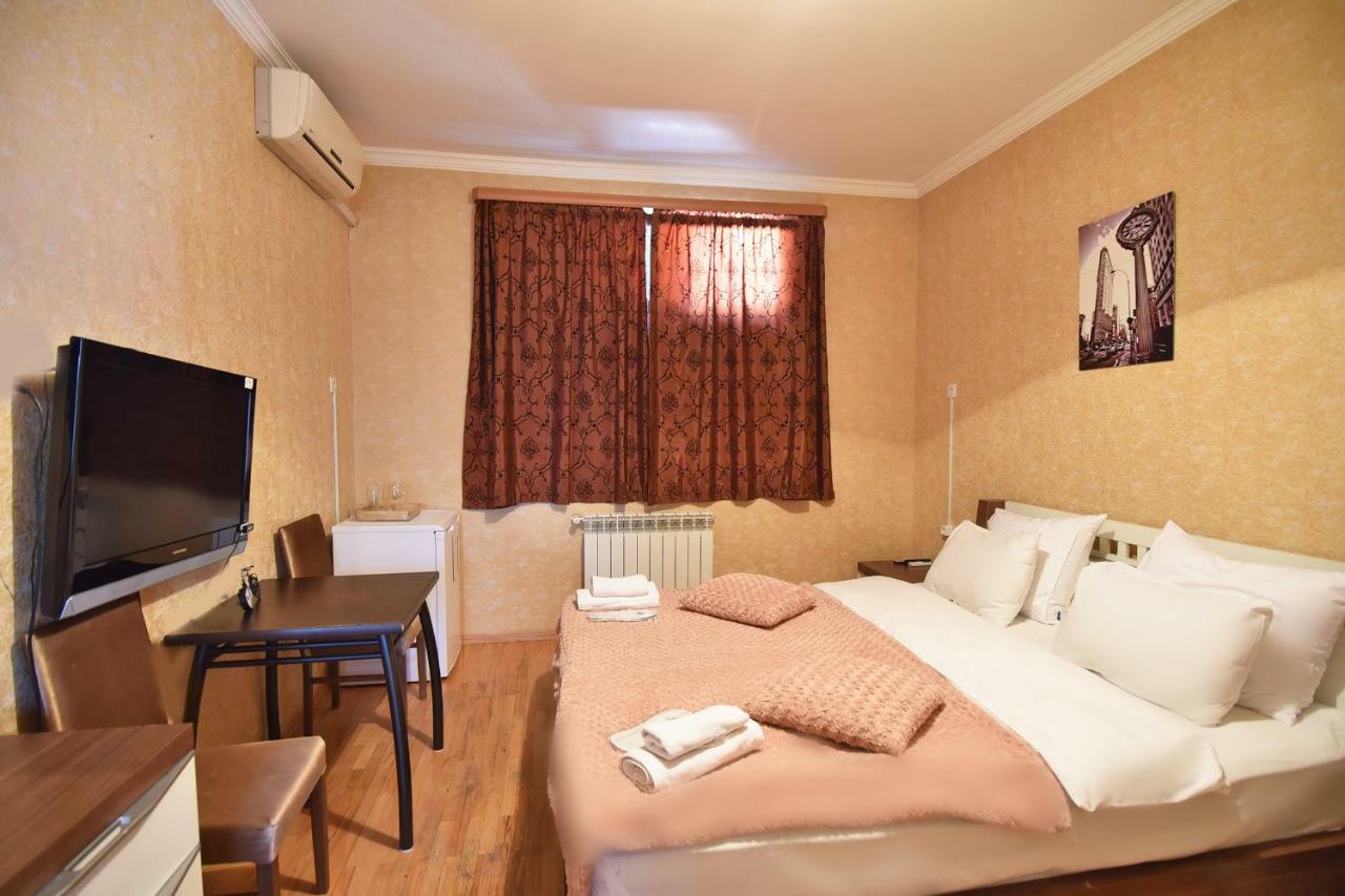 Hirmas Hotel Тбилиси Экстерьер фото